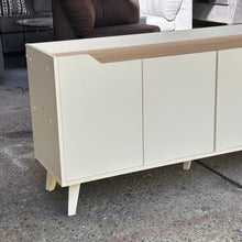 Cargar imagen en el visor de la galería, RACK UBBE 42´´ BLANCO
